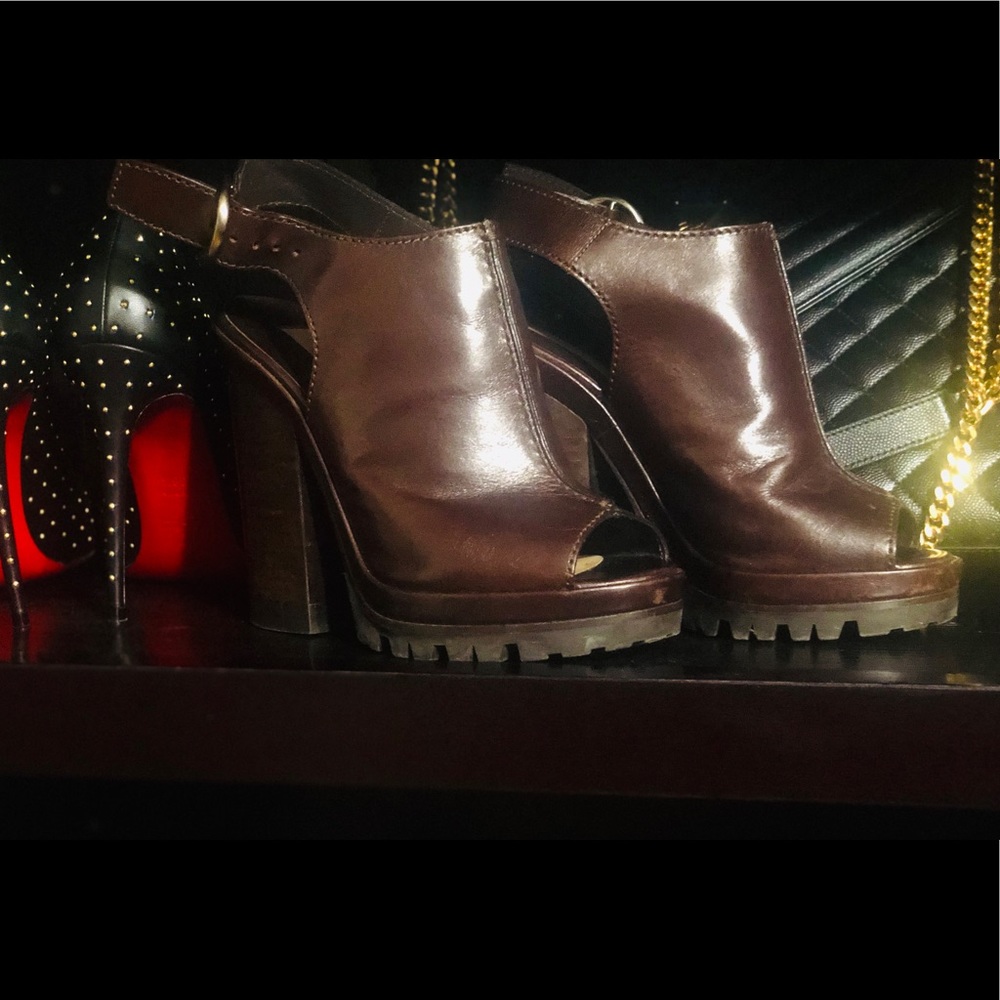 Michael Kors 37.5 Brown Platform Sandals Worn once